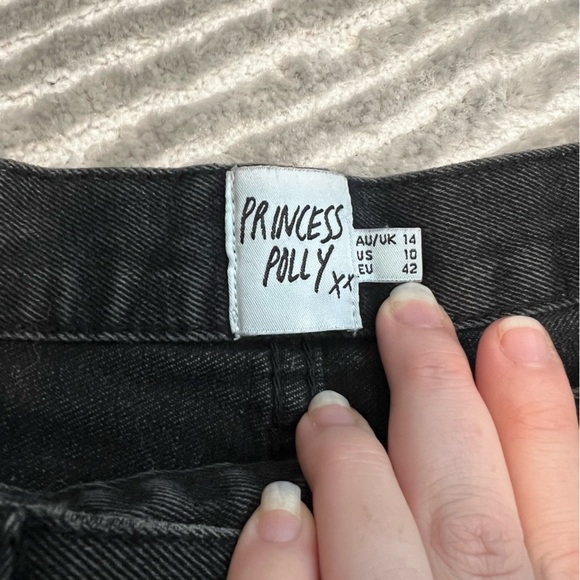 Princess Polly Black Xena Crossover Denim shorts - Size 10 - Picture 4 of 8